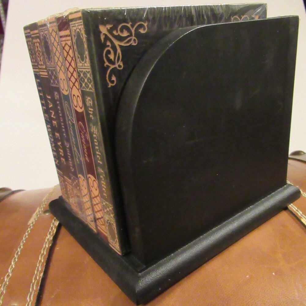 New Victorian Trading Co. Coaster Set & Holder Resembling Miniature Book Library - Picture 4 of 14